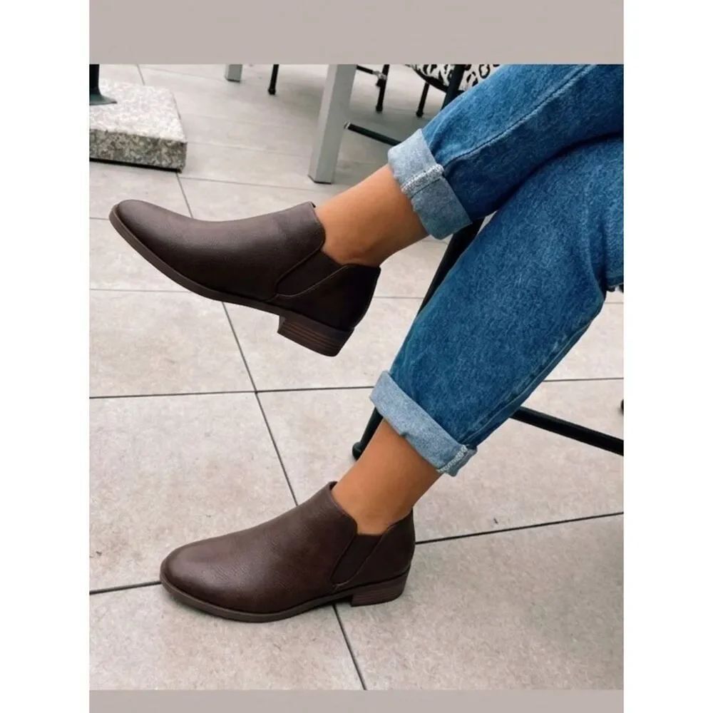 Kensie Women’s Sammy Brown Booties 7.5M Brand New in Box Casual Slip‑On Boots